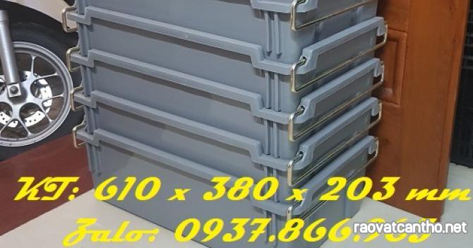 Bán buôn khay nhựa có quai, khay nhựa có quai sắt, sóng nhựa bít có quai xách