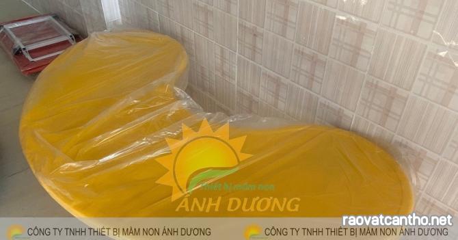 Bàn ghế nhựa đúc mầm non chất lượng cao