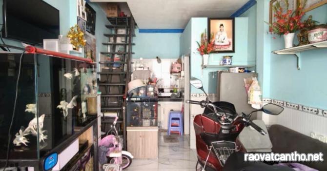 Bán nhà gần Lê Thúc Hoạch, Tân Phú, ôtô tới cửa, 3x5 - 2 tầng, chỉ hơn 1 tỷ