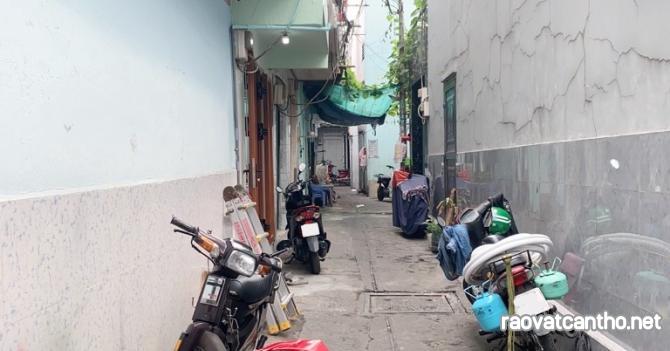 Bán nhà Huỳnh Văn Chính, ngay Kênh Tân Hóa, Phú Trung, Tân Phú, 2 tầng, chỉ hơn 1 tỷ