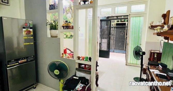 Bán nhà HXH Lê Thiệt, Hòa Thạnh, trung tâm Tân Phú, 36m² - 4.2x9 - 2 tầng, chỉ hơn 4 tỷ