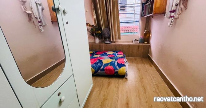 Bán nhà HXT Lê Ngã, gần Âu Cơ, Tân Phú, 3 tầng, chỉ hơn 1 tỷ