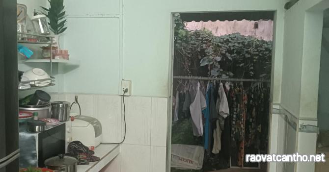 Bán nhà Lê Đình Cẩn, gần khu Tên Lửa, Bình Tân, 38m² - 4.1x9 - 2 tầng, chỉ hơn 2 tỷ,