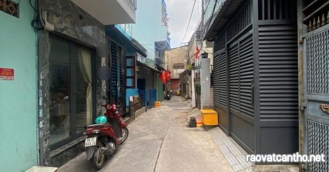 Bán nhà Văn Cao, gần chợ Tân Hương, Phú Thạnh, Tân Phú, 2 tầng, chỉ hơn 2 tỷ