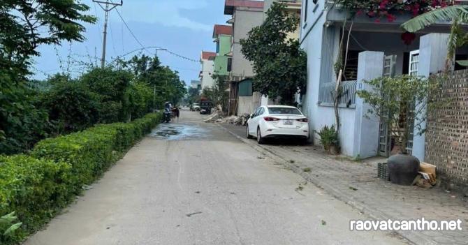 Bán nhanh nhà đất đẹp - Ô tô đỗ cửa -Vị trí đẹp tại Gia Lâm -Hà Nội