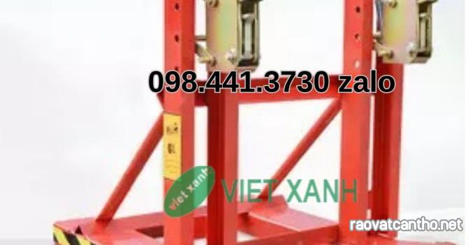 Bộ kẹp thùng phuy đôi DG720A.