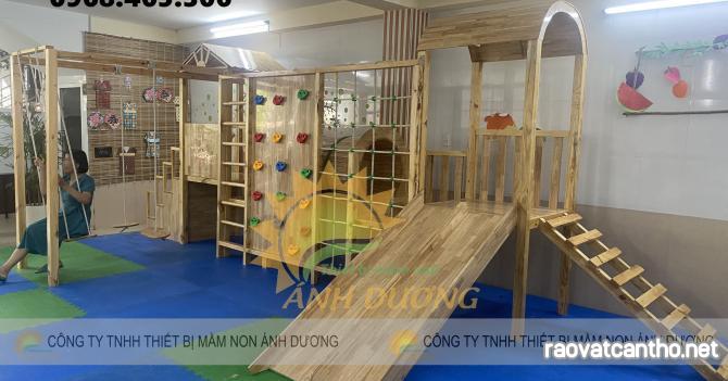 Bộ vận động liên hoàn bằng gỗ dành cho trẻ em