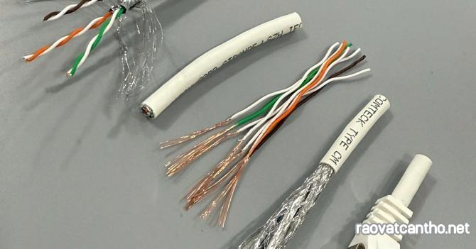 Dây nhảy PATCH CORD Cat6A S-FTP, Shielded, LSZH, White, 5M đúc - ANCOMTECK mã ACT-LAN-6A05WT