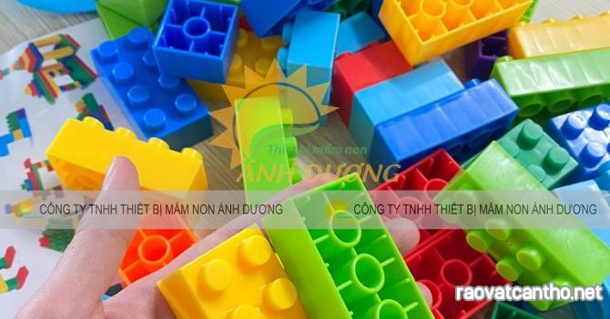 Đồ chơi lắp ghép lego cho trẻ nhỏ phát triển trí tuệ, tư duy