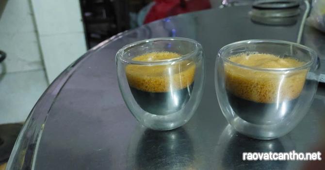 Khởi Đầu Ngày Mới Trọn Vẹn Với Một Tách Cà Phê Nguyên Chất Chuẩn Vị! ☕