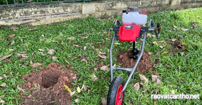 Máy Khoan Đất Đẩy Tay 2 thì Turbo TBK68