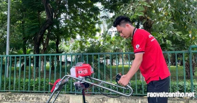 Máy Khoan Đất Đẩy Tay 2 thì Turbo TBK68