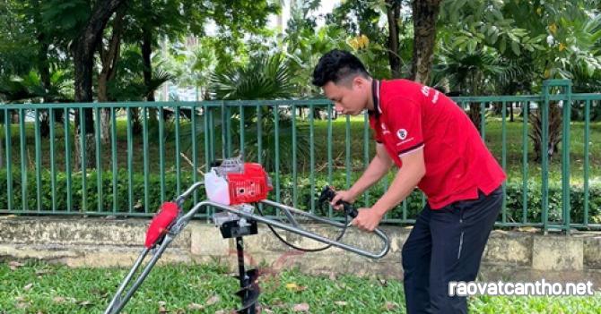 Máy Khoan Đất Đẩy Tay 2 thì Turbo TBK68