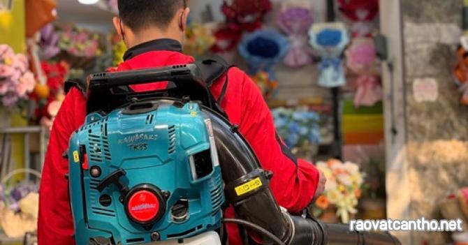 Máy thổi lá , thổi bụi công trình chạy xăng 4 thì Kawasaki TK85