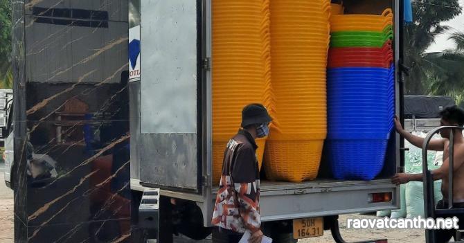 Những lợi ích khi dùng pallet nhựa tại Đồng Nai tại kho hàng