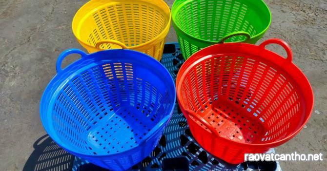 Những lợi ích khi dùng pallet nhựa tại Đồng Nai tại kho hàng