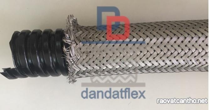 Ống luồn dây điện, Ống thép luồn dây điện bọc nhựa, Ống ruột gà lõi thép D32 có sẵn