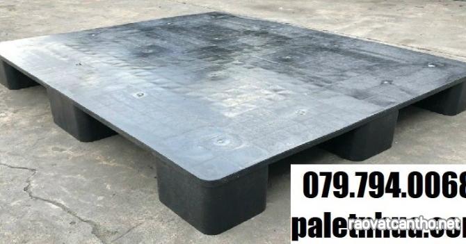 Pallet nhựa Đồng Tháp giá rẻ mùa cuối năm