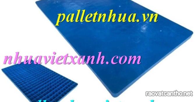 Pallet nhựa không chân 1000x600x35mm mặt liền nhựa tái sinh màu xanh dương đậm