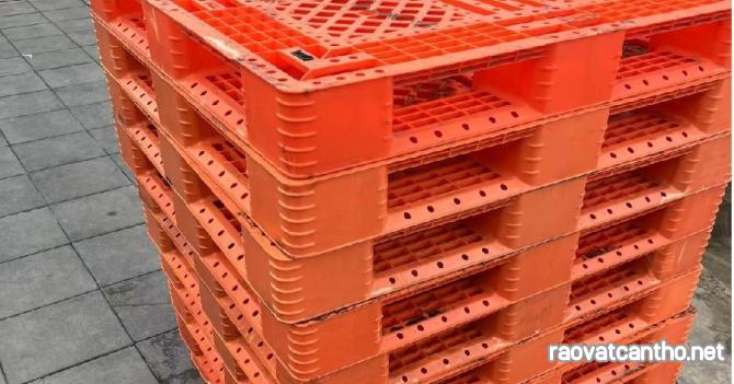 Pallet nhựa Long An và những lợi thế khi dùng