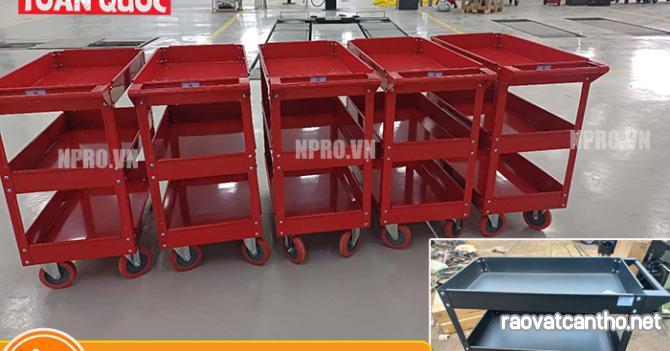 Xe đẩy 3 ngăn kế hơp bảng treo khay